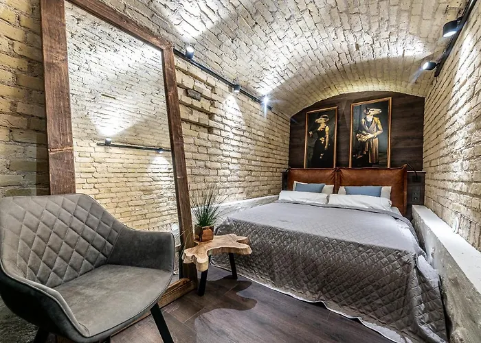 Unesco Hidden Arches - Restored 3 Bedroom In The Historic Pilies St. *