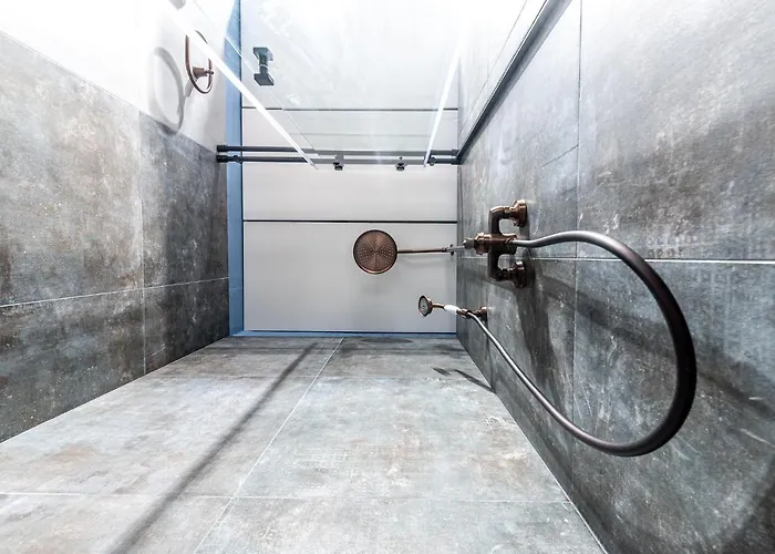 Unesco Hidden Arches - Restored 3 Bedroom In The Historic Pilies St. *