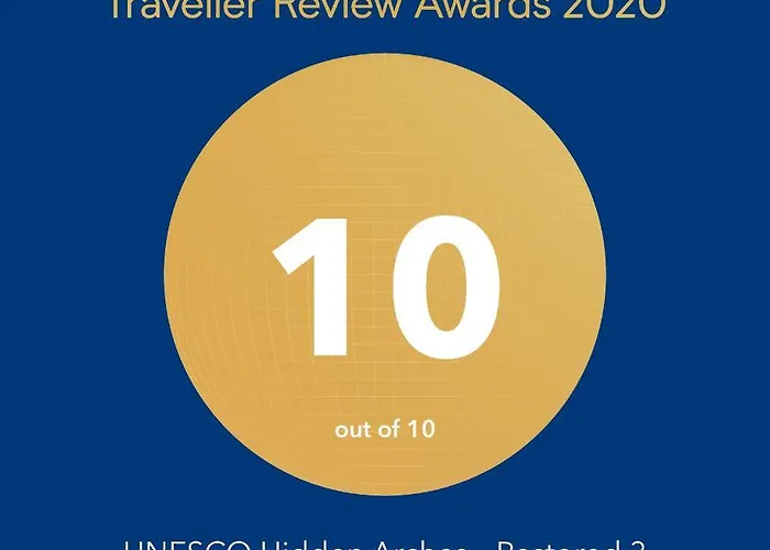 Unesco Hidden Arches - Restored 3 Bedroom In The Historic Pilies St. アパート *