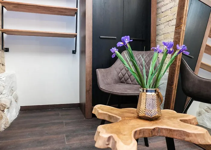 Unesco Hidden Arches - Restored 3 Bedroom In The Historic Pilies St. * Wilno