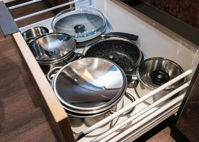 Unesco Hidden Arches - Restored 3 Bedroom In The Historic Pilies St. Apartament Wilno