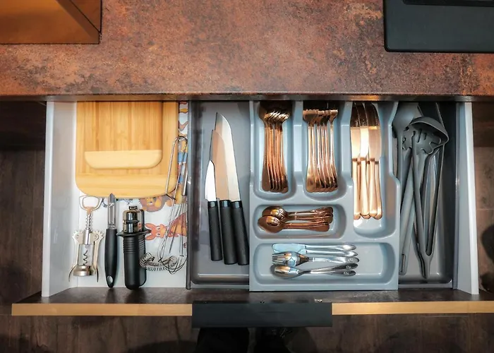 Unesco Hidden Arches - Restored 3 Bedroom In The Historic Pilies St. Butas