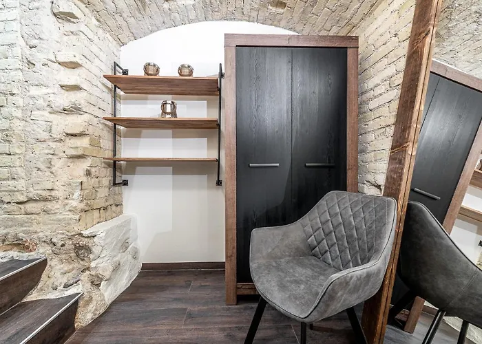 Unesco Hidden Arches - Restored 3 Bedroom In The Historic Pilies St. * 维尔纽斯