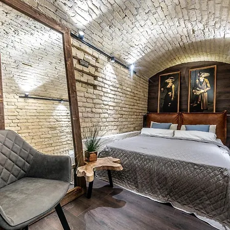 Unesco Hidden Arches - Restored 3 Bedroom In The Historic Pilies St. *